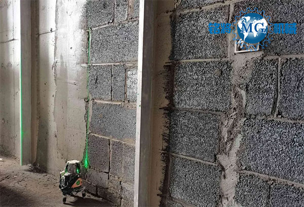 輕質(zhì)抹灰石膏沖筋打點(diǎn)是怎么做的？